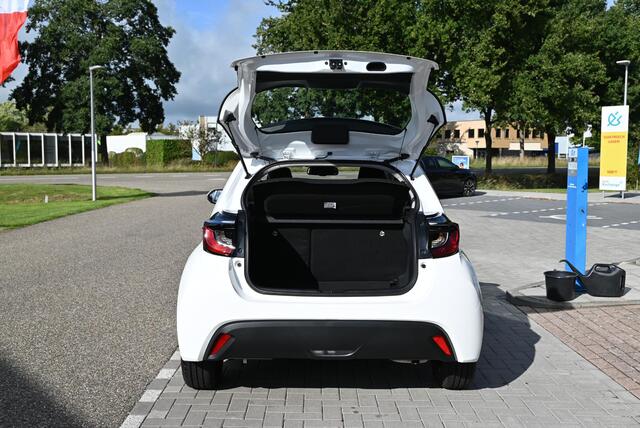 Toyota YARIS 1.5 Hybrid 115 Active