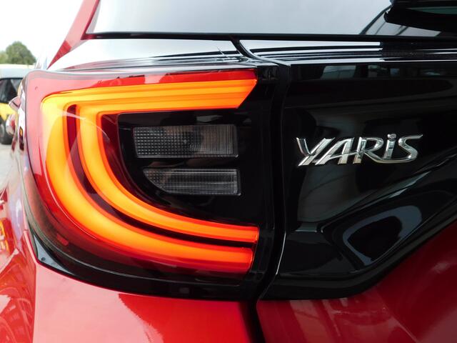 Toyota YARIS 1.5 Hybrid 115 First Edition