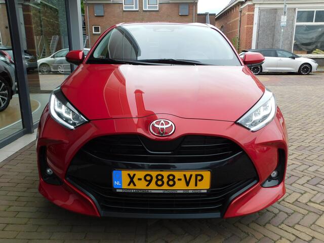 Toyota YARIS 1.5 Hybrid 115 First Edition