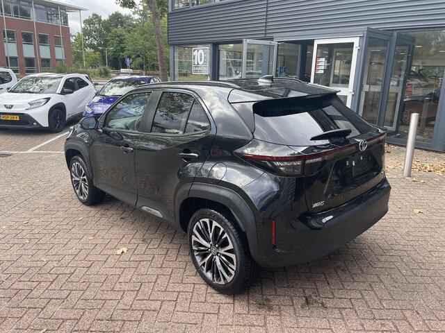 Toyota YARIS Cross 1.5 Hybrid 130 Executive | Stoel- & Stuurverwarming | Dodehoek detectie | Parkeersensoren | Navigatie