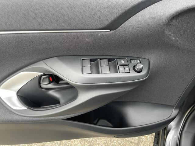 Toyota YARIS Cross 1.5 Hybrid 115 Active Comfort Pack