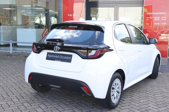 Toyota YARIS 1.5 Hybrid 115 Active, Navi , keyless