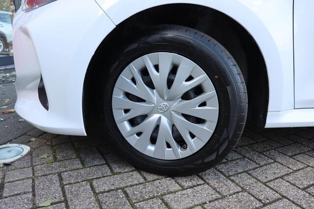 Toyota YARIS 1.5 Hybrid 115 Active, Navi , keyless