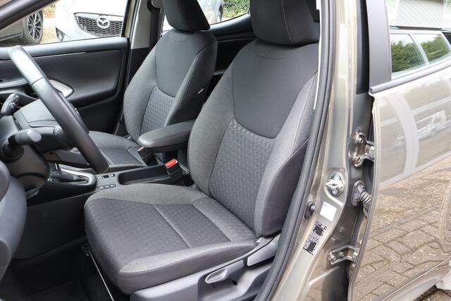 Toyota YARIS 1.5 Hybrid Active