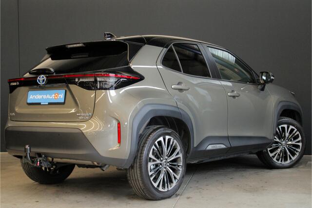 Toyota YARIS Cross 1.5 Hybrid Executive AWD |trekhaak|elek klep|leder|parkeersensoren|