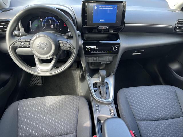Toyota YARIS Cross 1.5 Hybrid 115 Active | Night sky black metallic | Demonstratie auto |