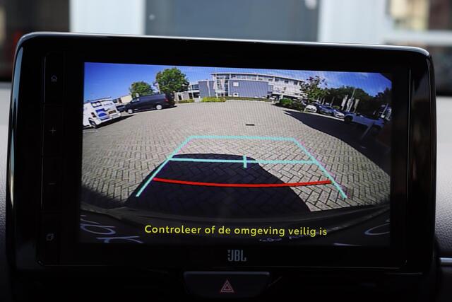 Toyota YARIS Cross 1.5 Hybrid Executive , Head Up Display