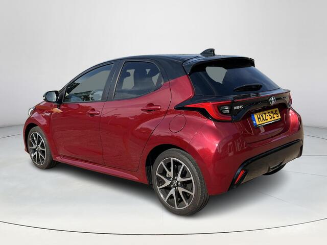 Toyota YARIS 1.5 Hybrid Executive | Bi-tone | Carplay | Dode hoek waarschuwing | Parkeersensoren |