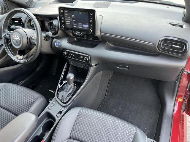 Toyota YARIS 1.5 Hybrid Executive | Bi-tone | Carplay | Dode hoek waarschuwing | Parkeersensoren |