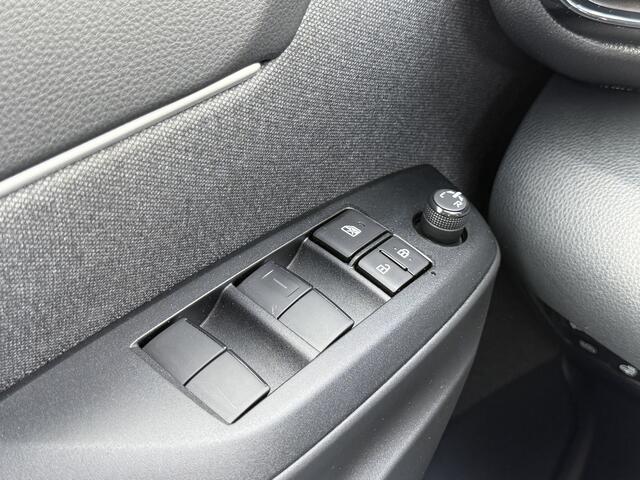 Toyota YARIS Cross 1.5 Hybrid Team D | CarPlay | Camera | ACC | Keyless | LED | DAB+ | 17 inch