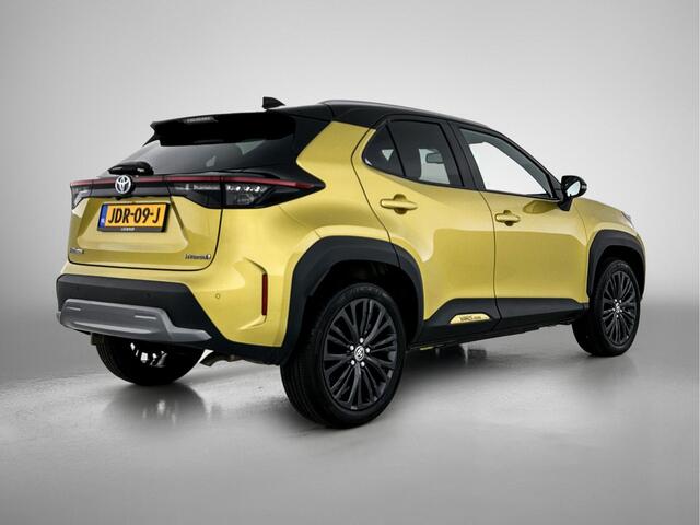 Toyota YARIS Cross 1.5 Hybrid Adventure Limited | Stoelverwarming | Parkeersensoren V+A | Navigatie |