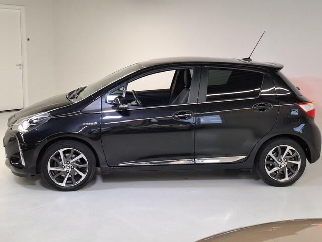 Toyota YARIS 1.5 Hybrid Premium | Panorama-dak | Keyless | Cruise control | licht/regen sensor |