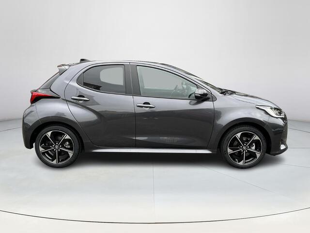 Toyota YARIS 1.5 Hybrid 130 Executive | Ash Grey Metallic | Direct uit voorraad leverbaar