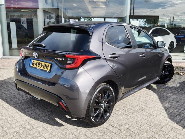 Toyota YARIS 1.5 Hybrid Executive | Pano | JBL | Navi | Sensoren v/a | Blind