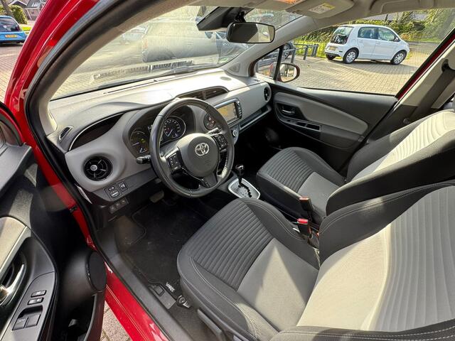 Toyota YARIS 1.5 Hybrid Aspiration Navi/Trekhaak/Camera/Clima/Cruise/Audio