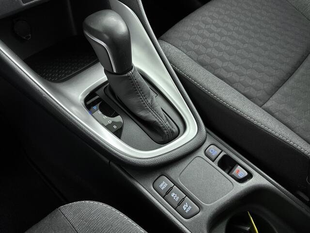 Toyota YARIS 1.5 Hybrid Dynamic | Apple Carplay/Android Auto | Lichtmetalen Velgen | NL-Auto | Mistlampen |