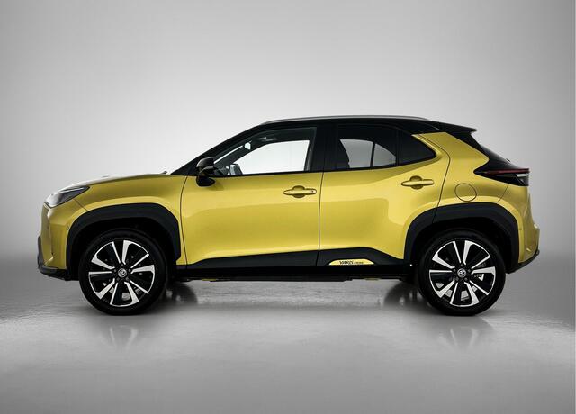 Toyota YARIS Cross 1.5 Hybrid AWD Adventure | Panoramadak | Leder | Elek. achterklep | Stoelverwarming | Navigatie | Dealeronderhouden |