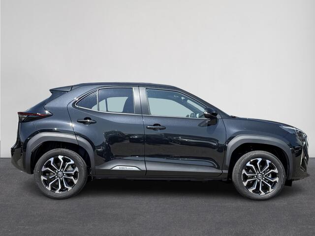 Toyota YARIS Cross 1.5 Hybrid 130 Dynamic | NIEUW ! | LM-Velgen | Clima | Adapt-Cruise | Carplay Winter pakket ( Vestiging - Nieuwegein )