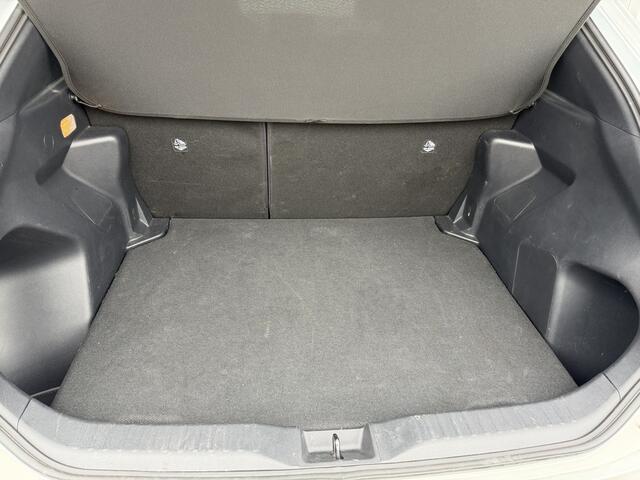 Toyota YARIS Cross 1.5 Hybrid Dynamic Keyless Cruise Apple Carplay NL auto