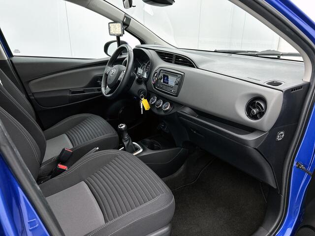 Toyota YARIS 1.0 VVT-i Comfort | Airco | Navigatie | Metallic Lak | Nederlandse Yaris |