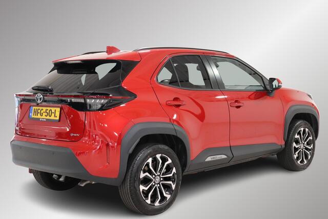 Toyota YARIS Cross 1.5 Hybrid 115 First Edition Comfort Pack, Sensoren, BSM, Apple Carplay/Android Auto, Stoel & Stuur verwarming!