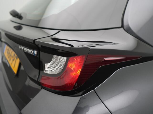 Toyota YARIS 1.5 Hybrid Active - RIJKLAARPRIJS - All Seasonbanden - Achteruitrijcamera - Adaptive Cruise Control - Apple Carplay/Android Auto