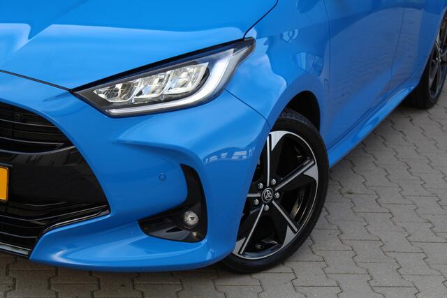 Toyota YARIS 1.5 Hybrid 130 Launch Edition | Glascoating | Nieuwstaat
