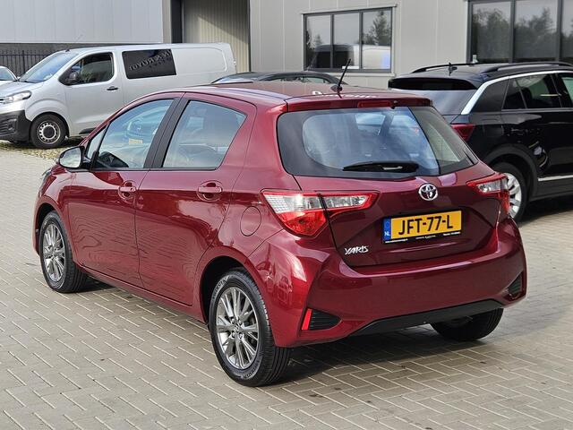 Toyota YARIS 1.5 VVT-i Aspiration Camera 1e eig 42.000km
