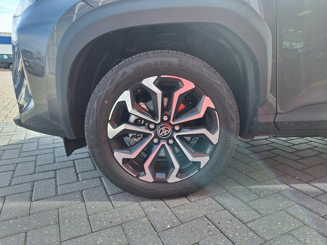 Toyota YARIS Cross 1.5 Hybrid 115 First Edition met winterpack