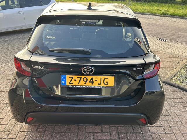 Toyota YARIS 1.5 Hybrid 115 Active