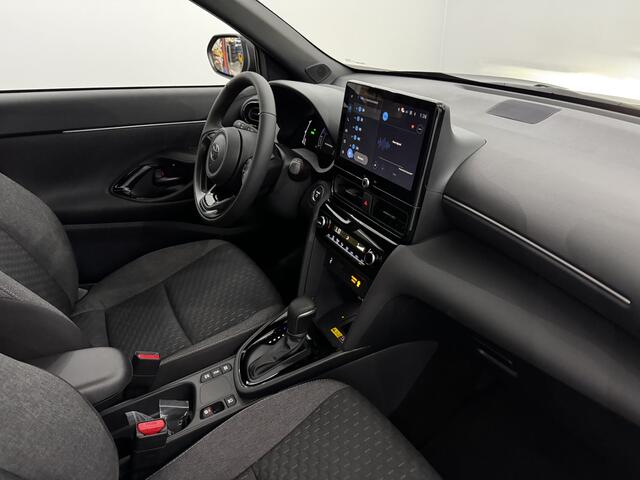 Toyota YARIS Cross 1.5 Hybrid 115 Dynamic Clima, Camera, Apple carplay, Winterpakket, Keyless start, Stuur verwarmd, 3 jaar garantie