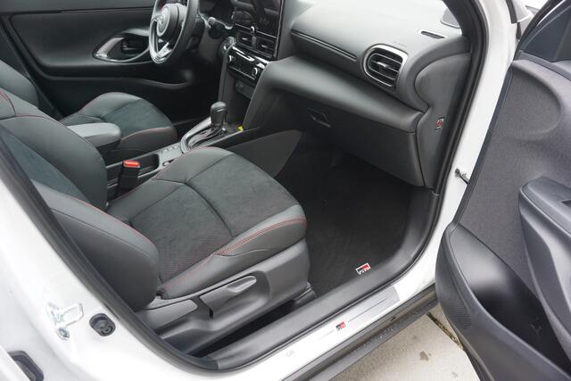 Toyota YARIS Cross 1.5 Hybrid 130 GR Sport |Navi|Carplay|PDC V+A|E.a.klep|HUD|Dodehoek|