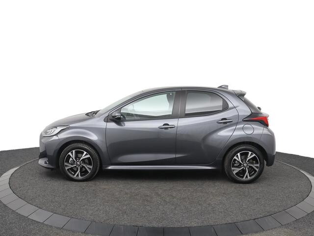Toyota YARIS 1.5 Hybrid 115 First Edition | Navigatie | Keyless | Privacy glass |