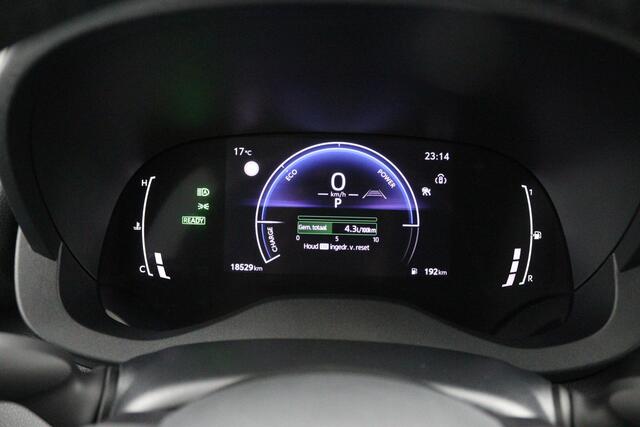 Toyota YARIS 1.5 Hybrid 115 First Edition | Navigatie | Keyless | Privacy glass |