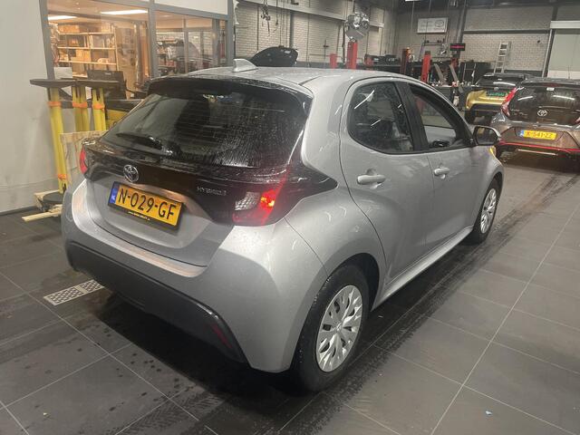 Toyota YARIS 1.5 Hybrid Active | Apple Carplay & AndroidAUTO | Adaptive cruise control | Camera | Garantie tot 10-2031