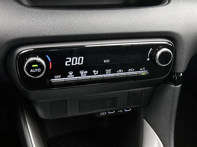 Toyota YARIS 1.5 Hybrid 115 Active | applecarplay | Bluetooth | LM velgen |