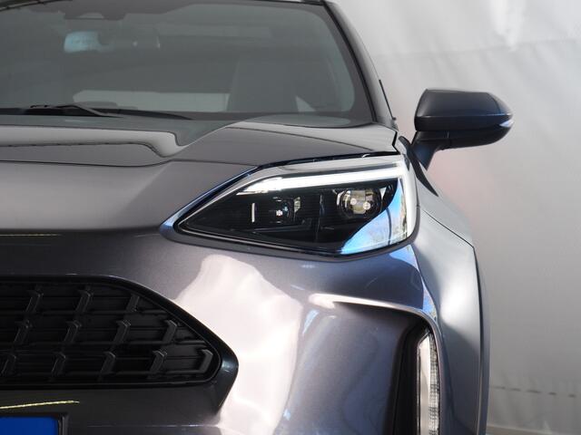 Toyota YARIS Cross 1.5 Hybrid 130 Executive/ Teamplayer | Dodehoekdetectie | Stuurwiel- En Stoelverwarming | Botsherkenning | Grootlichtassistent