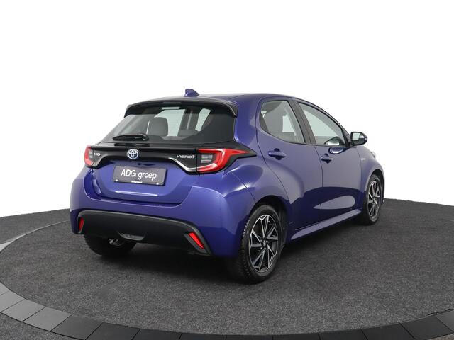 Toyota YARIS 1.5 Hybrid Dynamic | Apple Carplay/Android Auto | Stoelverwarming | Parkeercamera | Adaptieve Cruise Control |