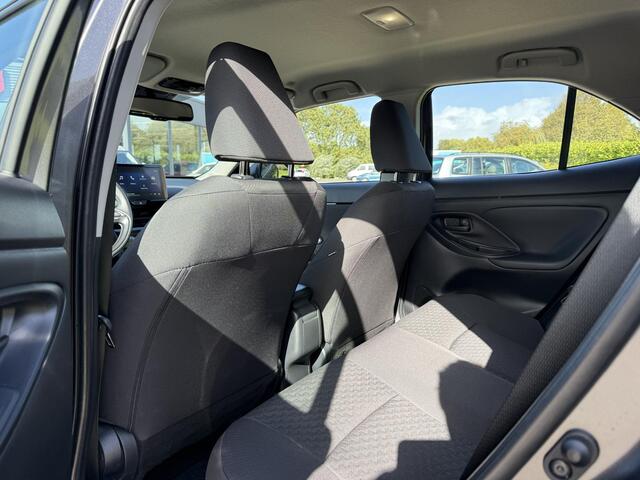 Toyota YARIS Cross 1.5 Hybrid 115 Active | ACC | PDC V+A | Climate control | Apple Carplay / Android Auto | Qi-lader