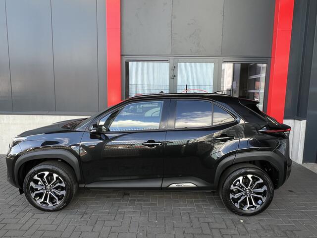 Toyota YARIS Cross 1.5 Hybrid 130 Team D