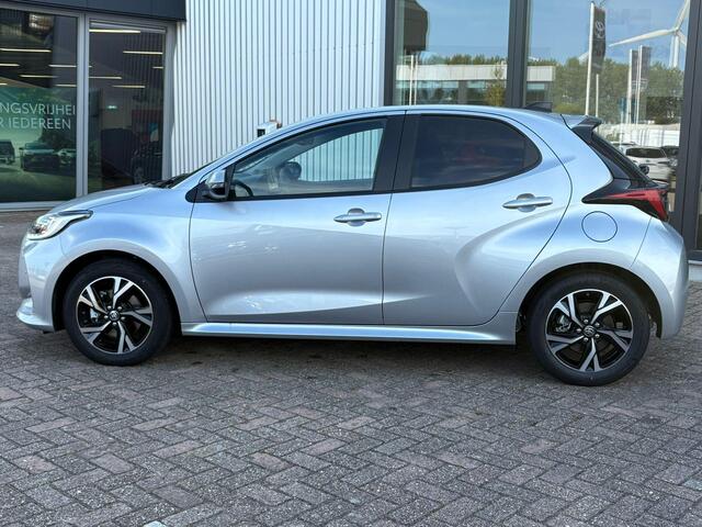 Toyota YARIS 1.5 Hybrid 115 First Edition