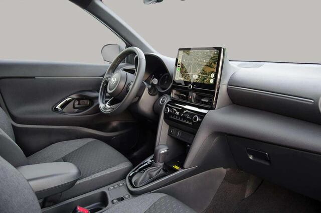 Toyota YARIS Cross 1.5 Hybrid 130 TEAM DYNAMIC NAVI PDC-V+A CAMERA SAFETY PACK+WINTER PACK