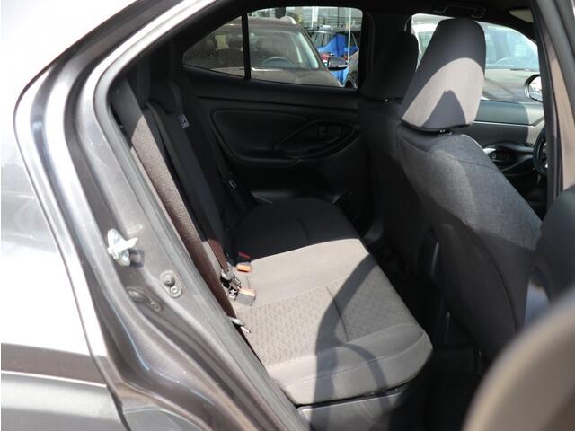 Toyota YARIS 1.5 Hybrid 115 Dynamic I Apple/Android Navi I LED I Camera