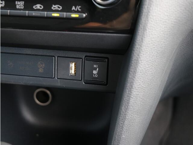 Toyota YARIS 1.5 Hybrid 115 Dynamic I Apple/Android Navi I LED I Camera