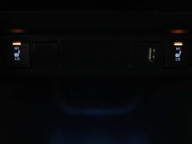 Toyota YARIS Cross 1.5 Hybrid Dynamic | Navigatie | PDC V+A | Trekhaak |