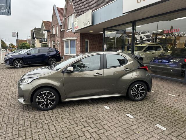 Toyota YARIS 1.5 Hybrid Dynamic Automaat 1e eigenaar / dealeronderhouden / 10 jaar garantie programma / Apple Carplay / Android Auto / Adaptive cruise control / parkeercamera / lichtmetalen velgen / LED-verlichting