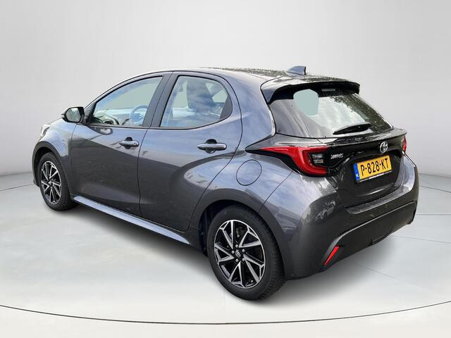 Toyota YARIS 1.5 Hybrid Dynamic | Navigatiesysteem | Keyless entry | CarPlay + Android Auto