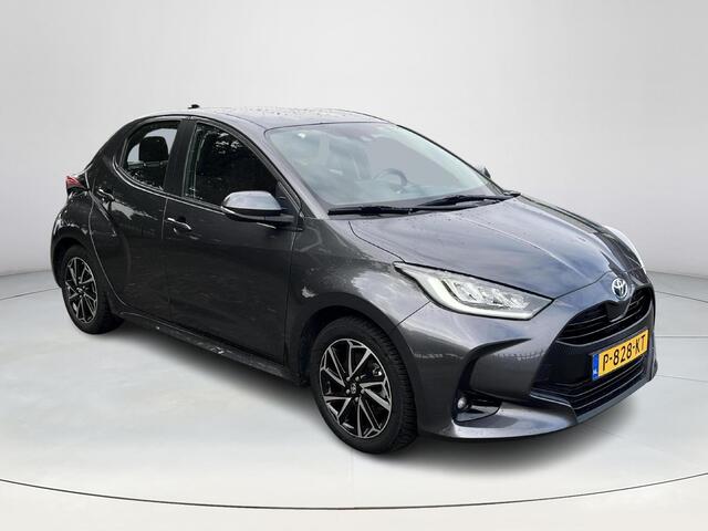 Toyota YARIS 1.5 Hybrid Dynamic | Navigatiesysteem | Keyless entry | CarPlay + Android Auto