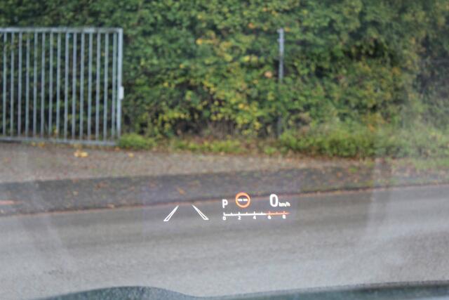 Toyota YARIS Cross 1.5 Hybrid Dynamic Special | Rijklaar | Head Up | El.achterklep | Stoel-/stuurverw. | LED | Keyless | Apple/Android | Navi