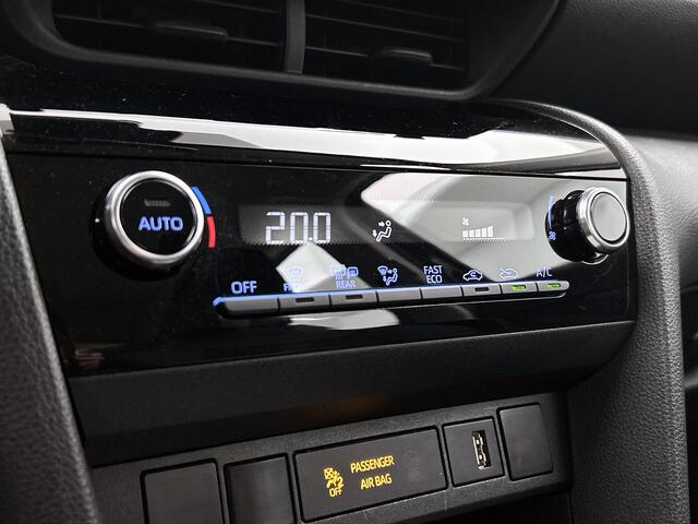 Toyota YARIS Cross 1.5 Hybrid Active | Climate control | Adaptive cruise control | LM velgen | Camera |